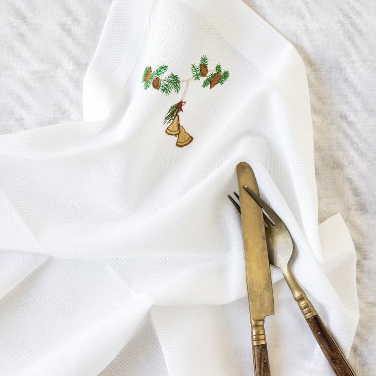 Juleserviet med juleklokker