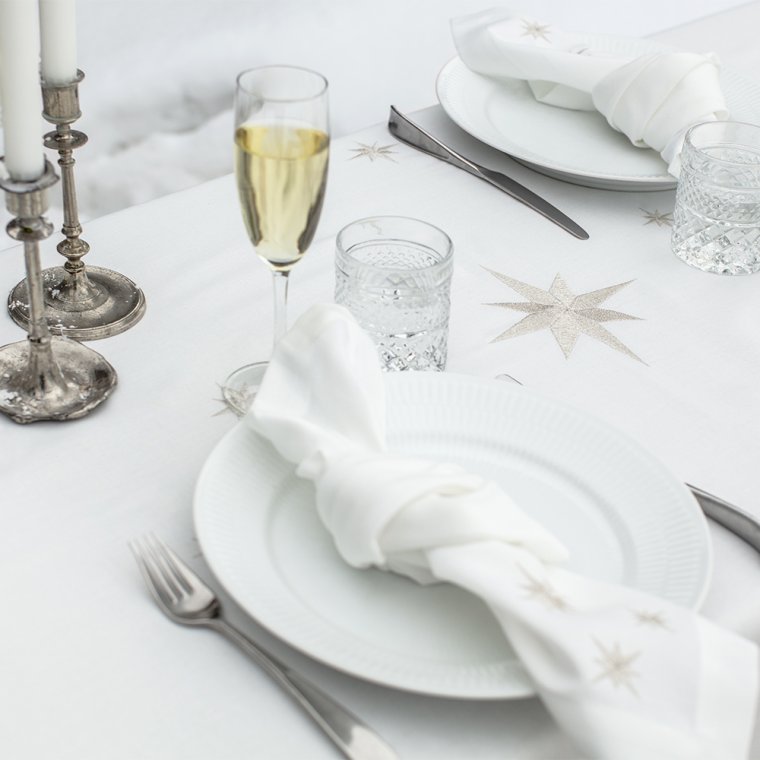 Stofserviet med Broderet Slvstjerne