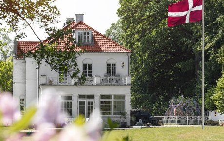 Hvor lnge holder et flag normalt?