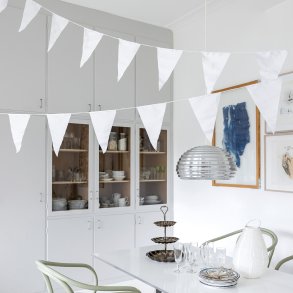  Elegant hvid flagranke