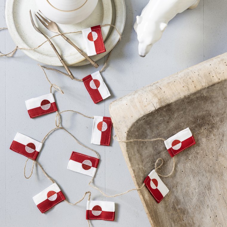 Lille flagranke med 10 grnlandske flag