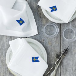 6 stk. servetter med svensk flagga