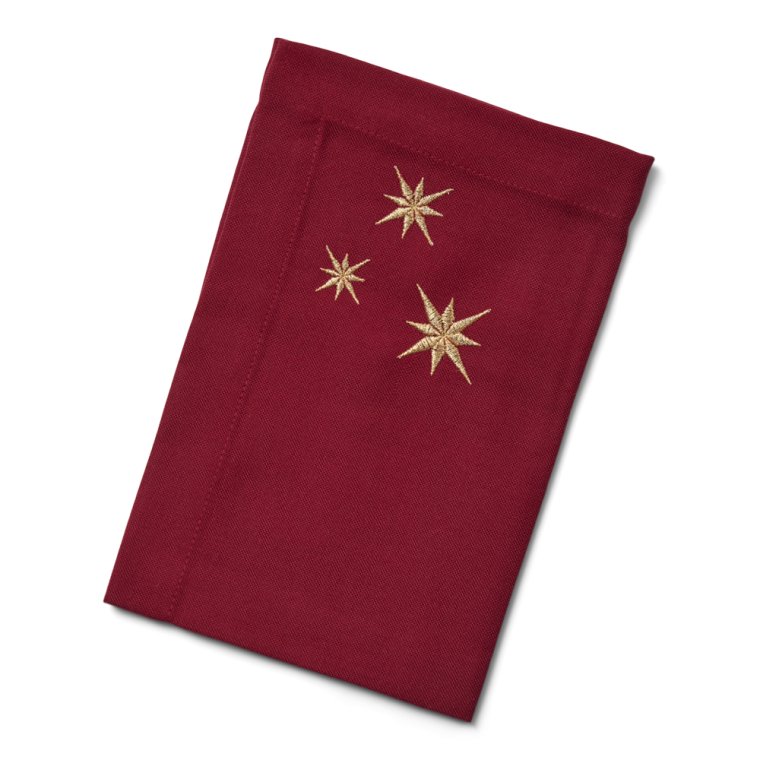 Mrkrd Servett med guldstjrnor