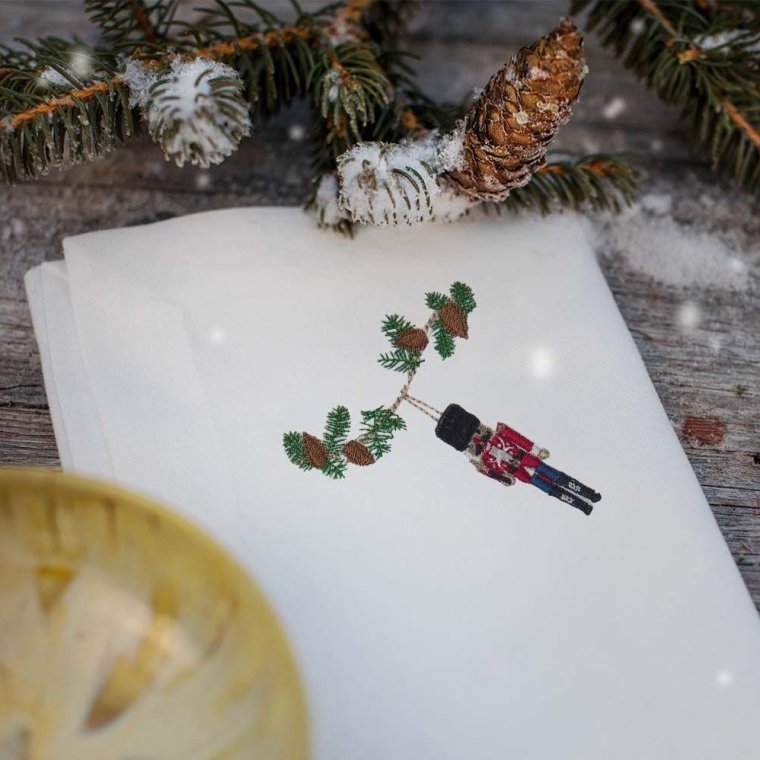 Juleserviet med Nddeknkkeren