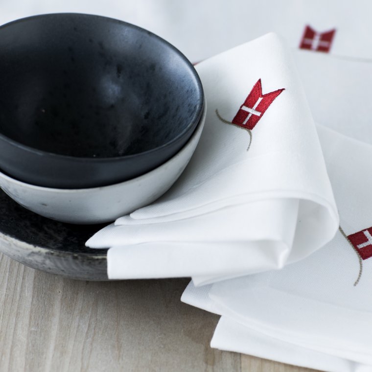 Fdselsdagsserviet med Dannebrog