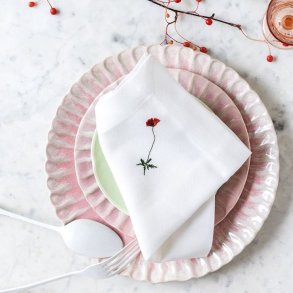 Flora serviet med valmue