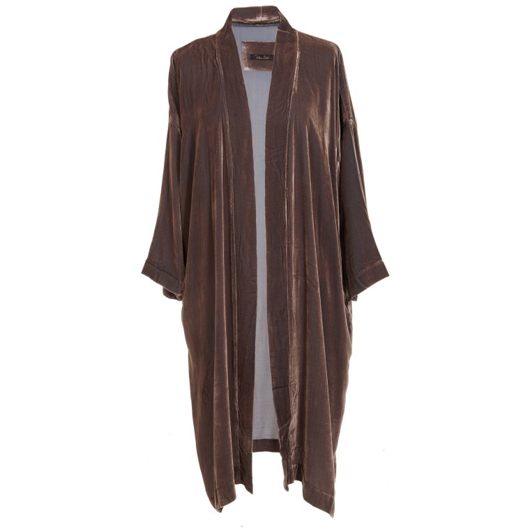 Anita Nougat Silk Velvet Discover Vibeke Scott