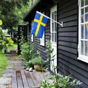Facadestang med svensk flag